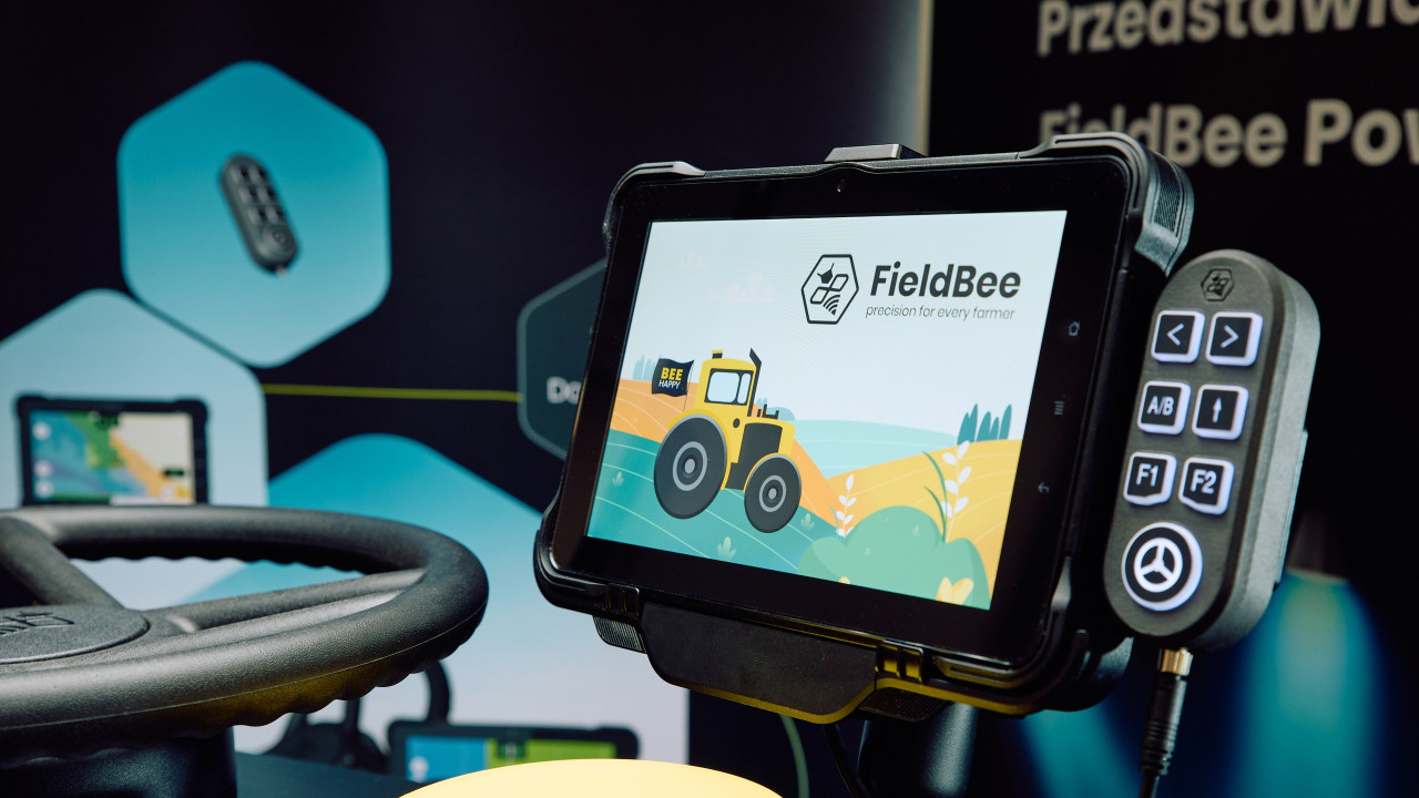 20250908120945_fieldbee-gps-equipment