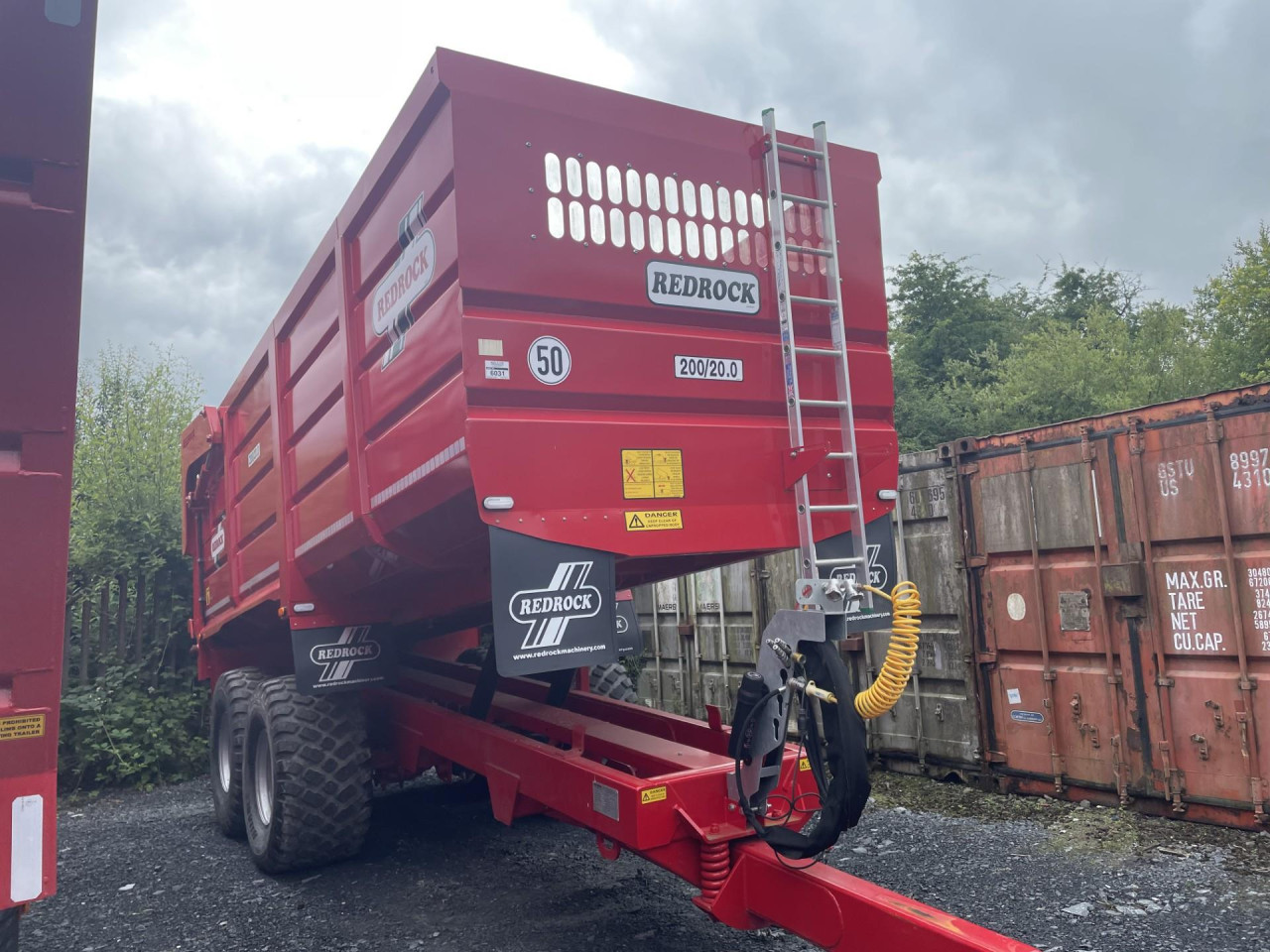 GRAIN TRAILER