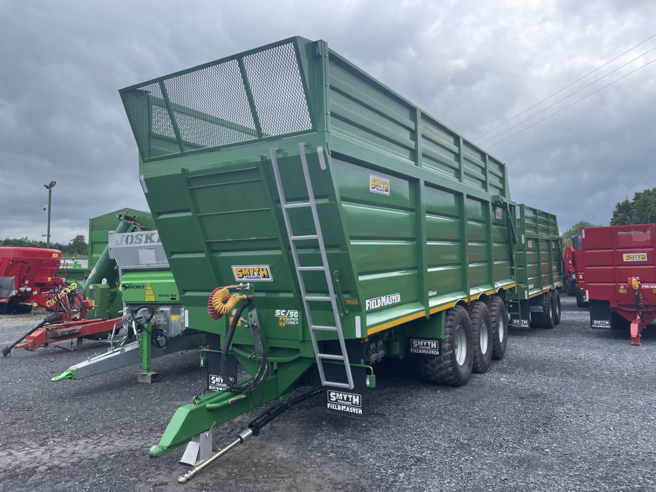 SUPERCUBE 25FT TRI AXLE