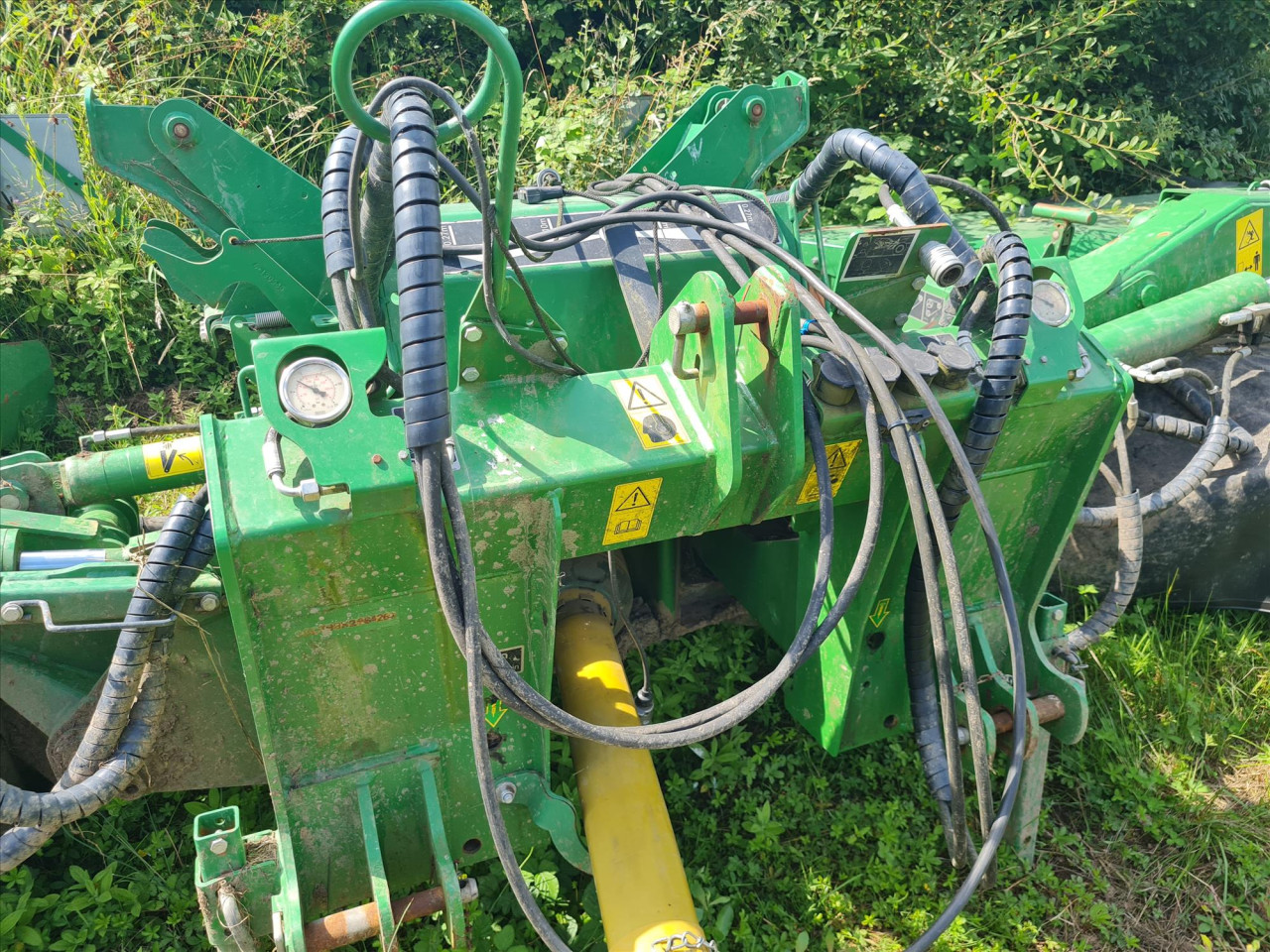 388 MOWER CONDITIONER