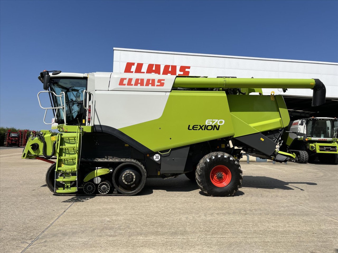 LEXION 670 TT