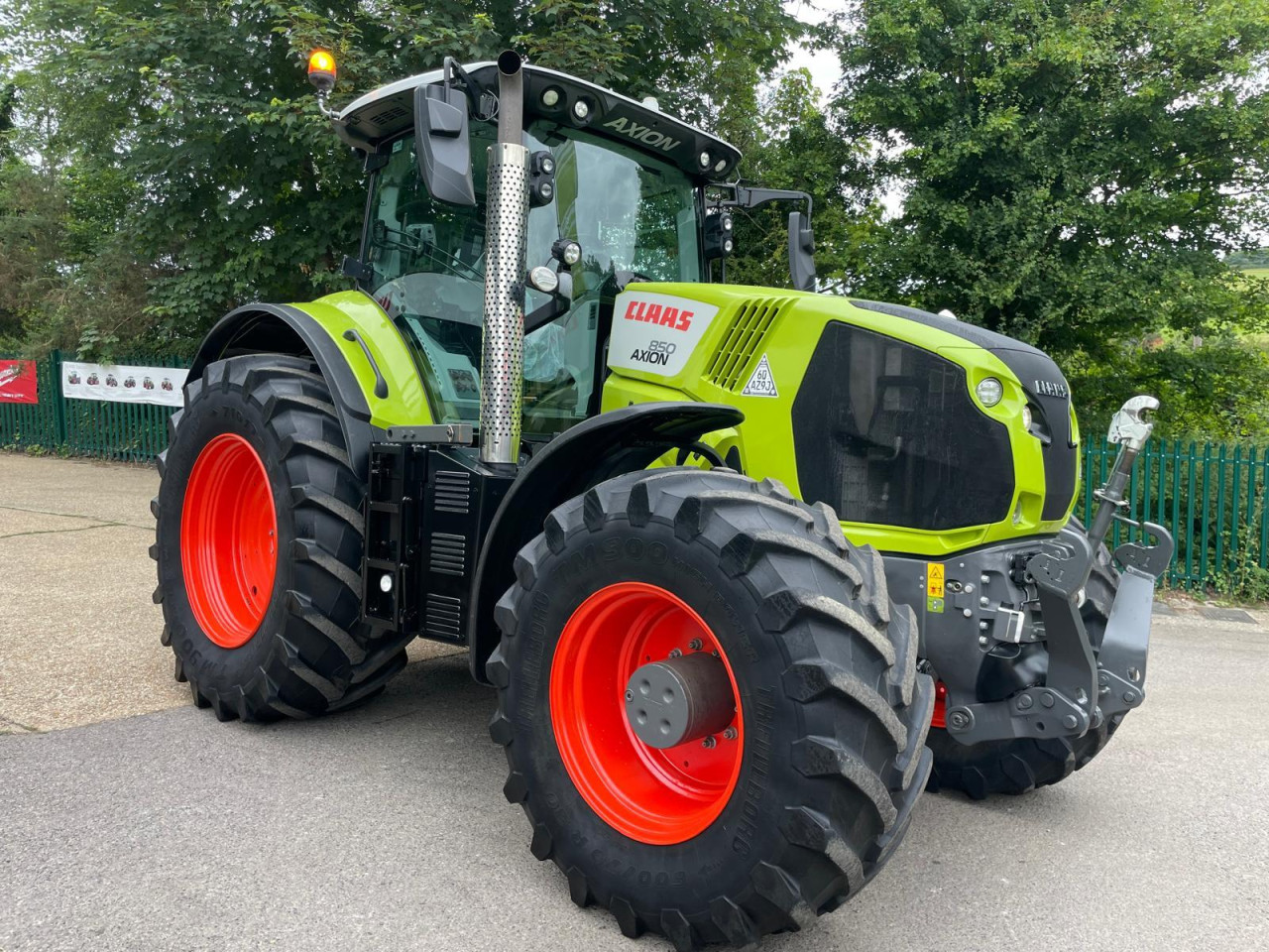 AXION 850