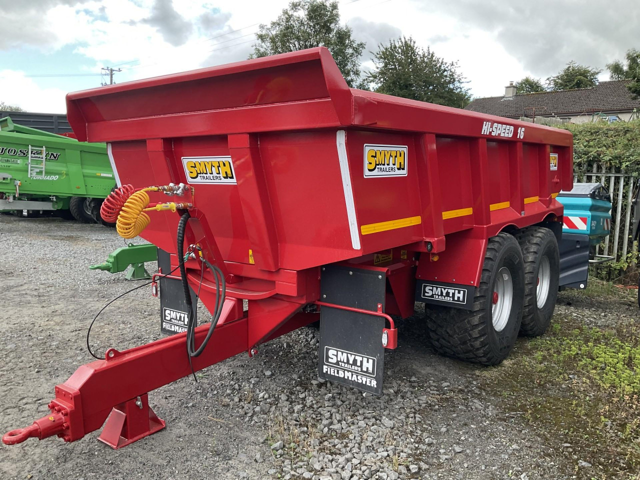 DUMP TRAILER