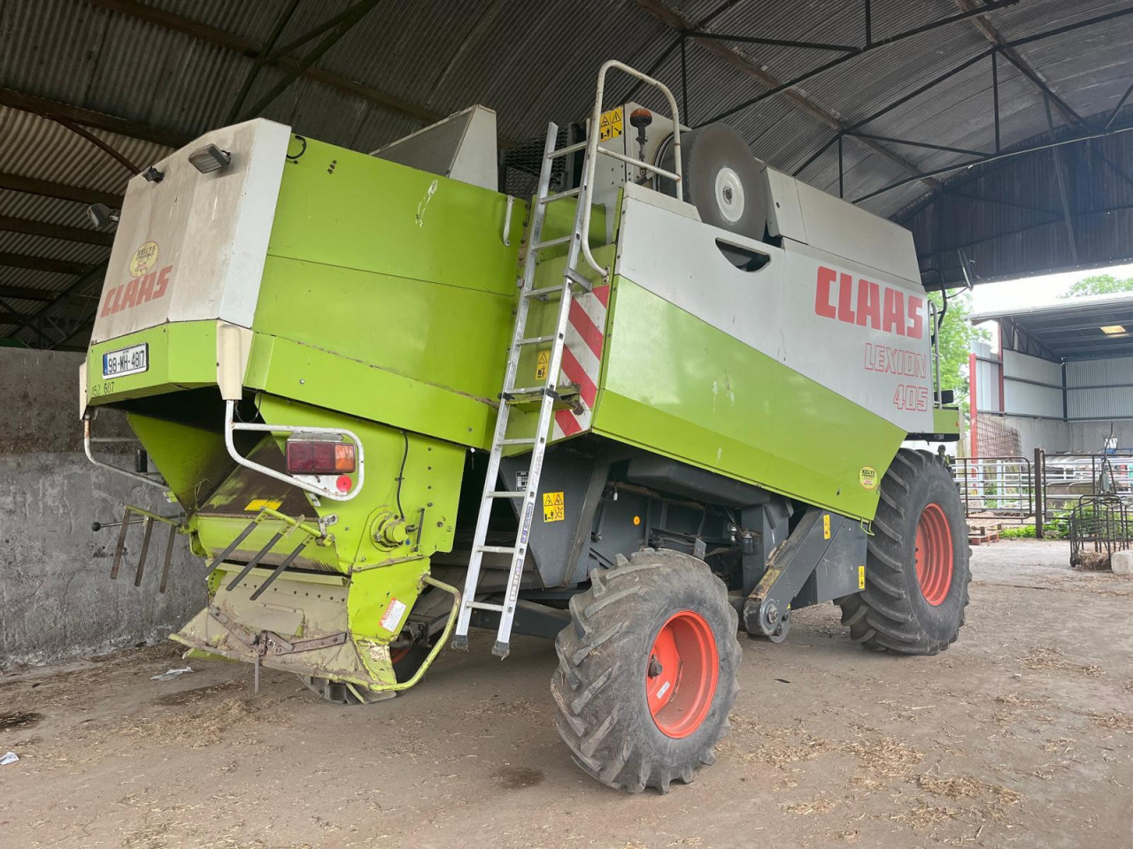 LEXION 405