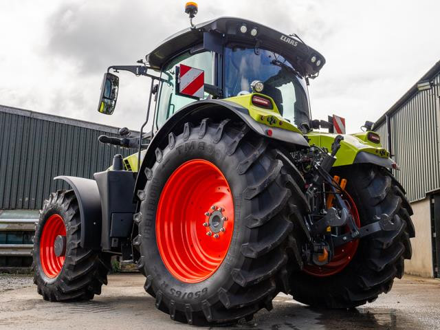 ARION 660 CMATIC - STAGE V FIRST CLAAS CMATIC FOCUS