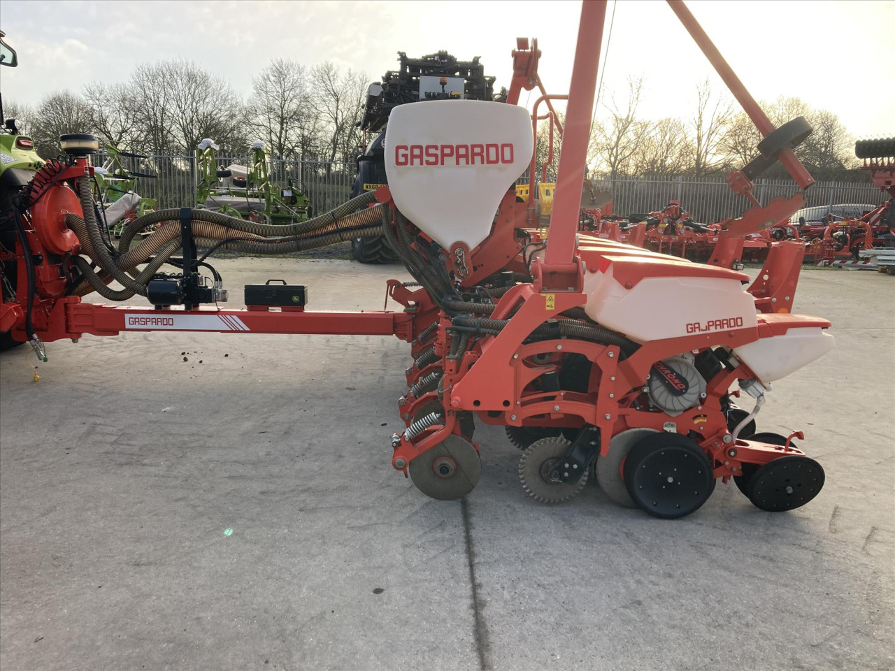 RENATA CHRONO 8 ROW MAIZE  DRILL