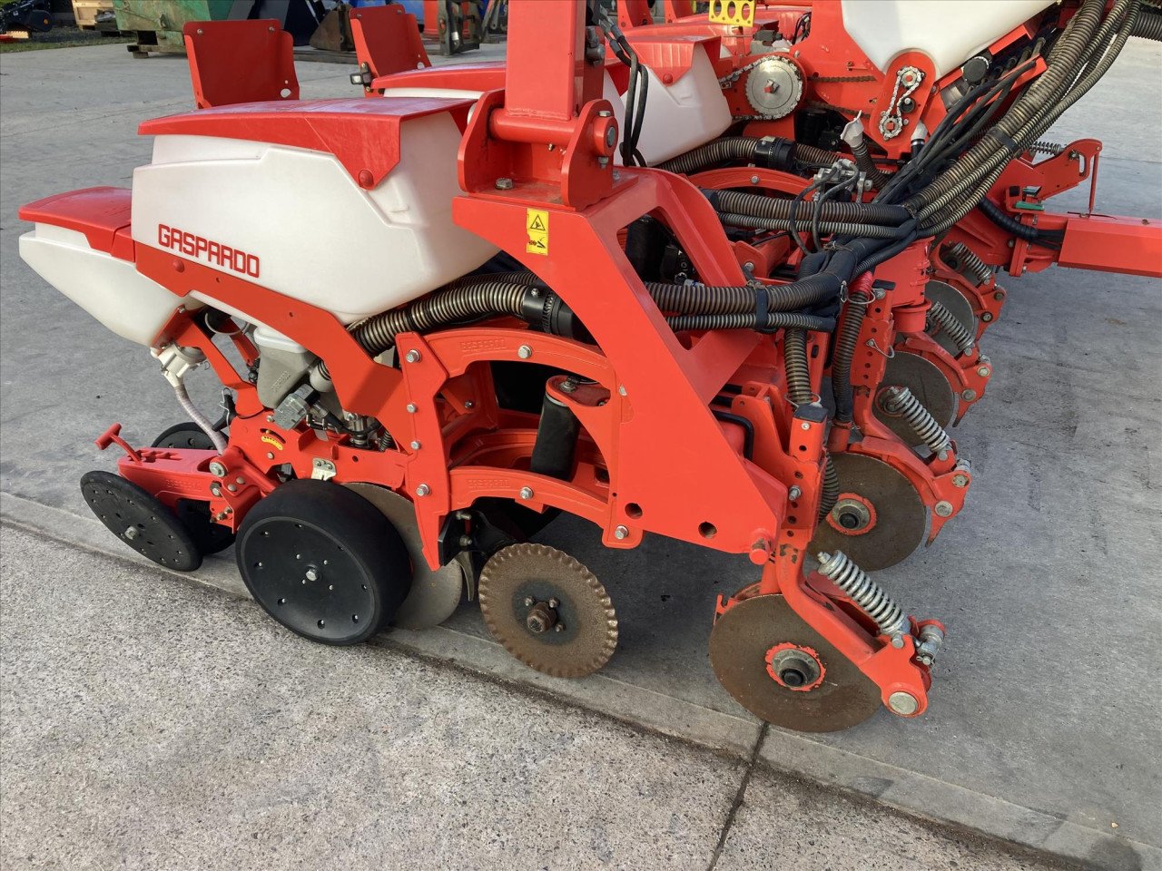 RENATA CHRONO 8 ROW MAIZE  DRILL