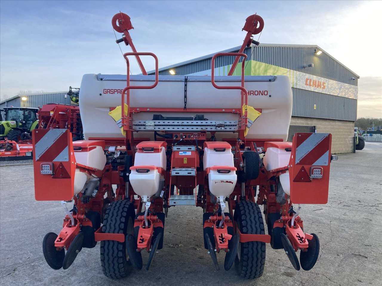 RENATA CHRONO 8 ROW MAIZE  DRILL