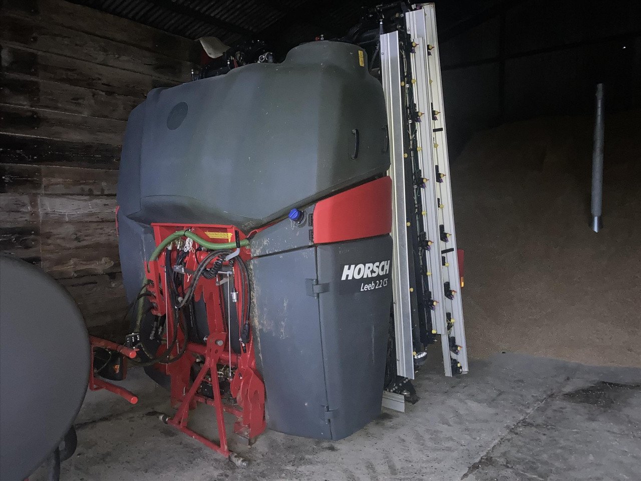 HORSCH 2.2CS 2.200L TANK & 400L CLEAN WA