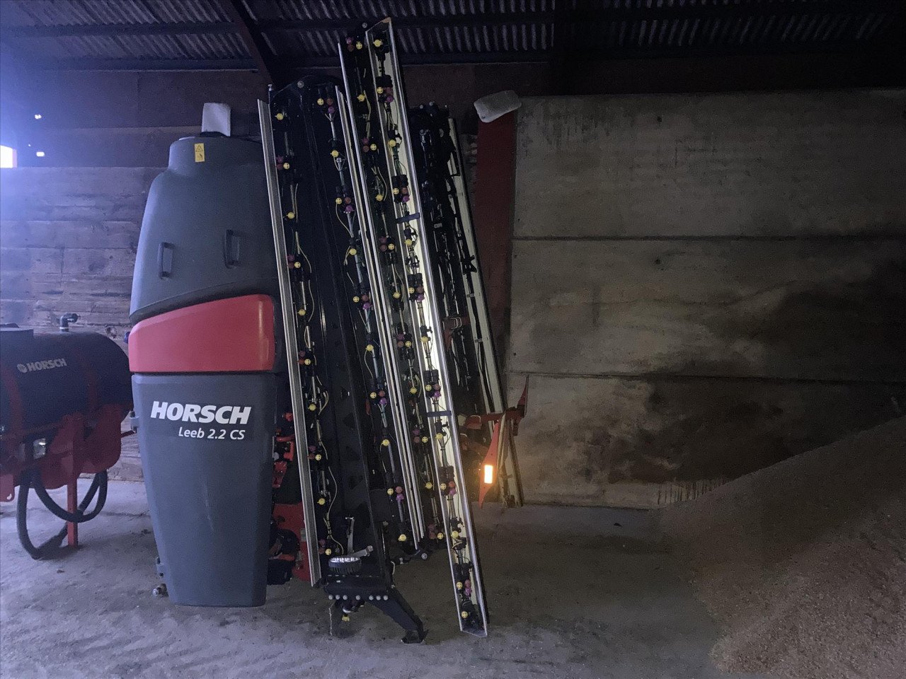 HORSCH 2.2CS 2.200L TANK & 400L CLEAN WA