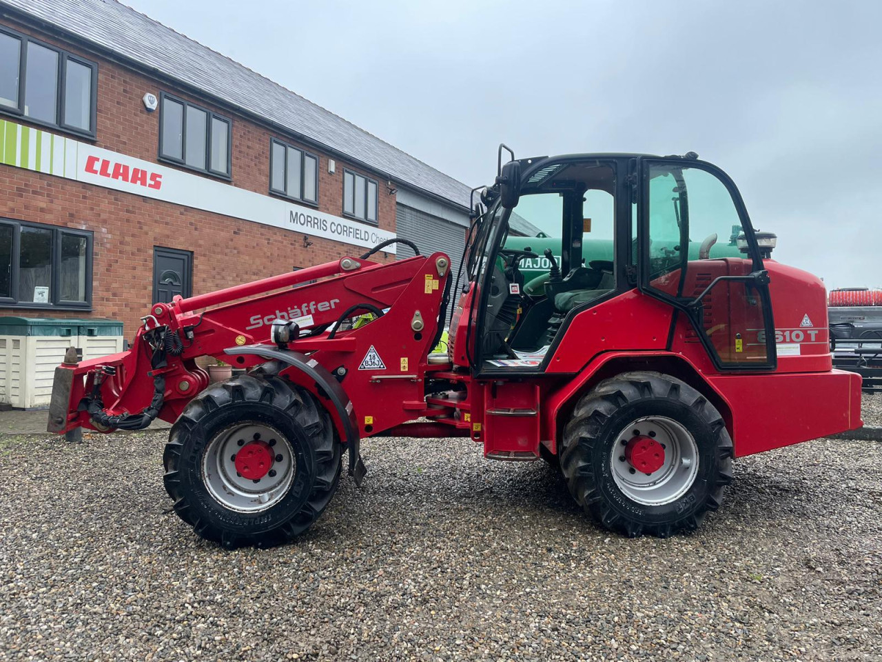 8610T TELEHANDLER