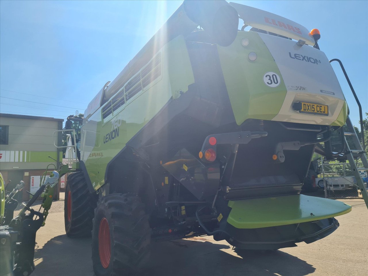 LEXION 760 MONTANA COMBINE