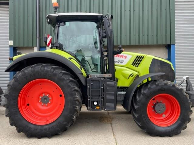 AXION 830