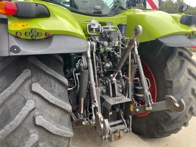 AXION 830