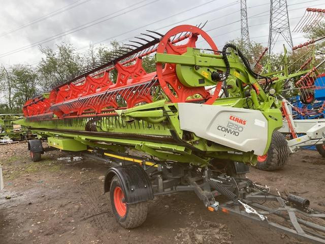 LEXION 8700TT COMBINE