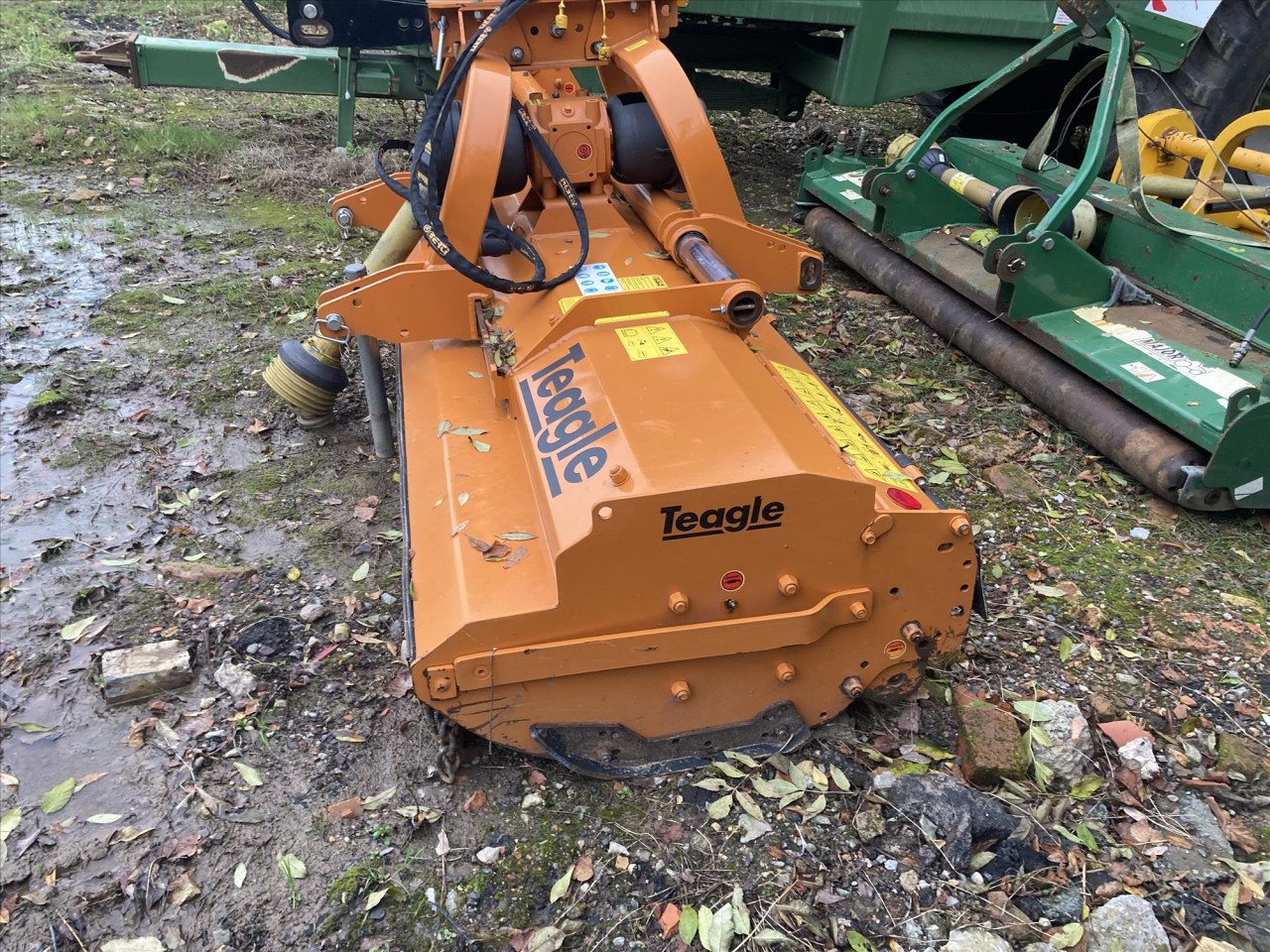 DUAL 280 FRONT/REAR FLAIL MOWER.