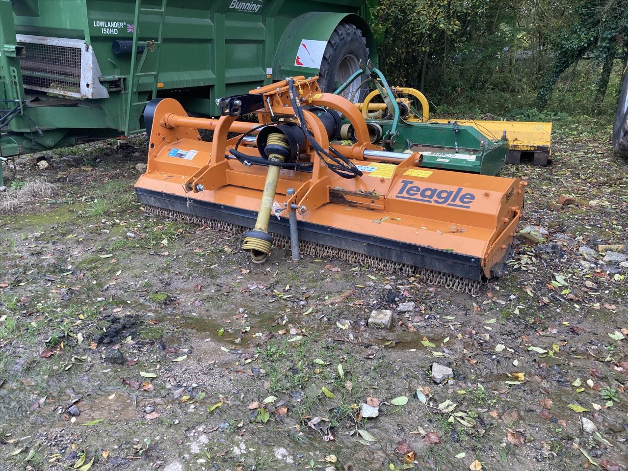 DUAL 280 FRONT/REAR FLAIL MOWER.