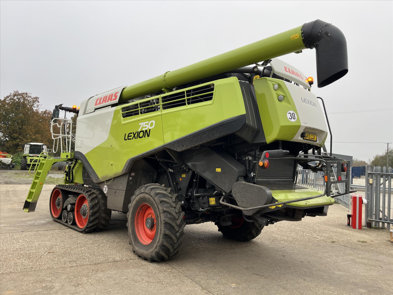 LEXION 750 TT