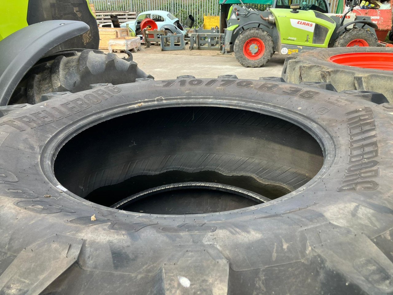 2 X 710/70R38 TRELLEBORG TM800