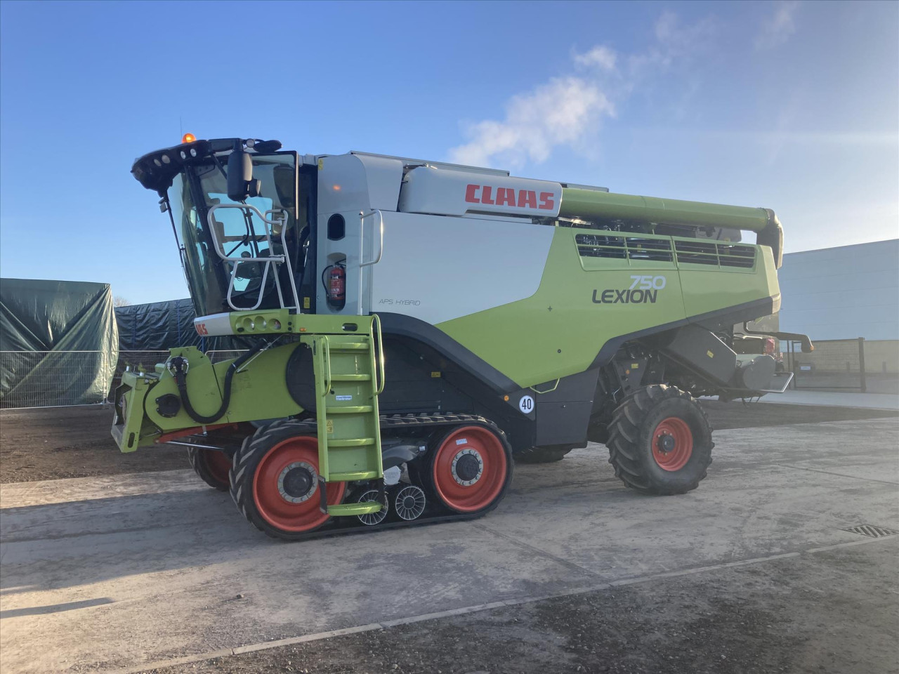 LEXION 750 TT