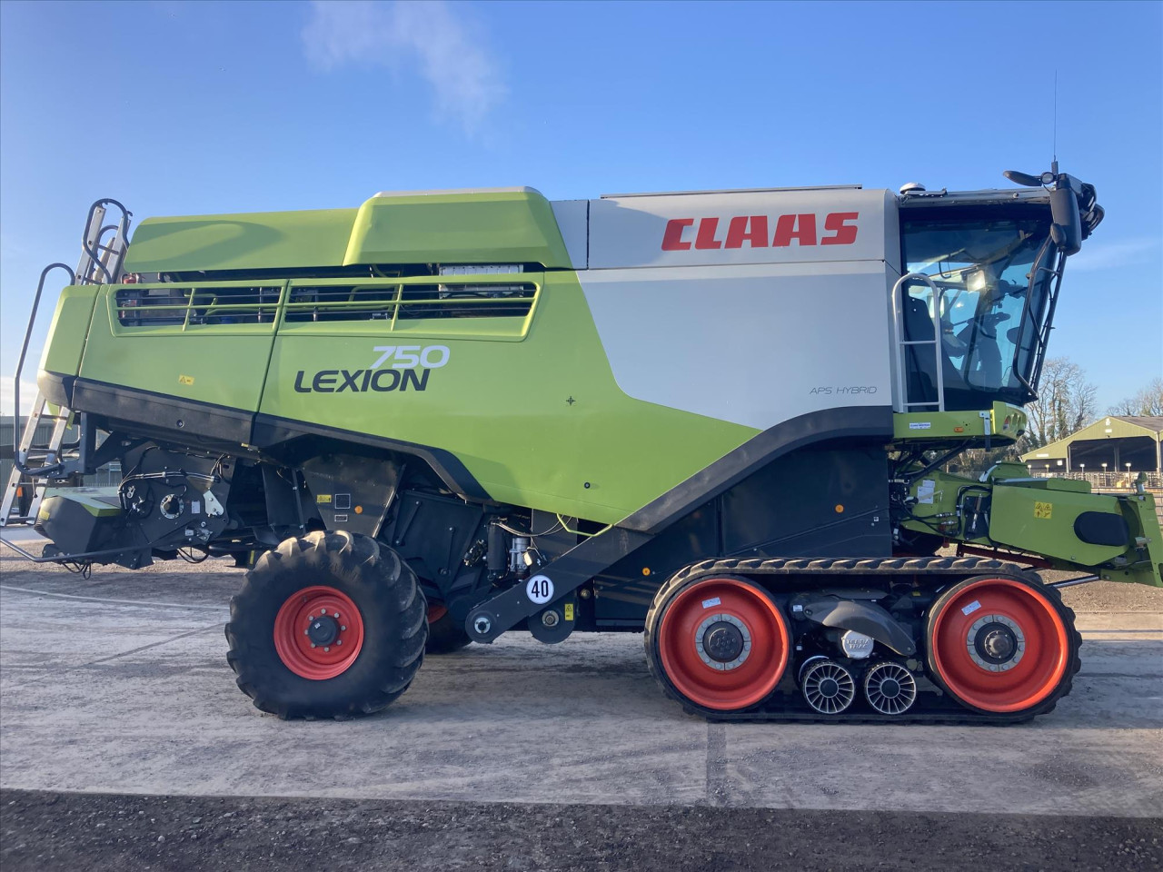 LEXION 750 TT