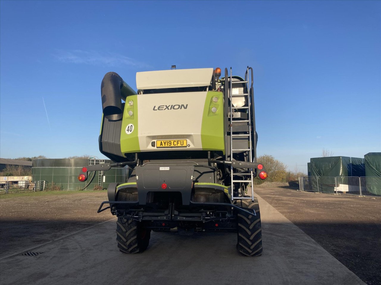 LEXION 750 TT