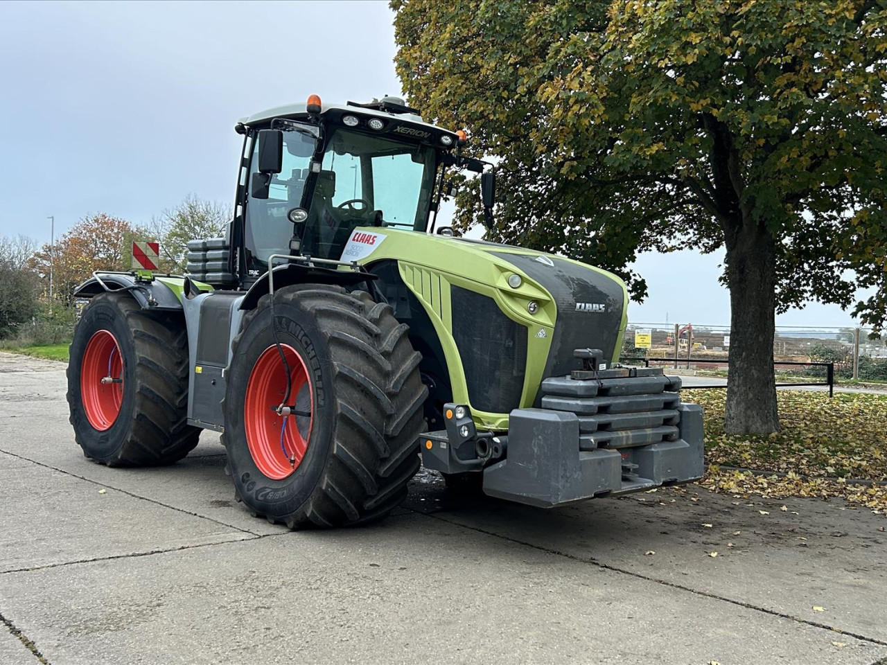 XERION 5000 TRAC +