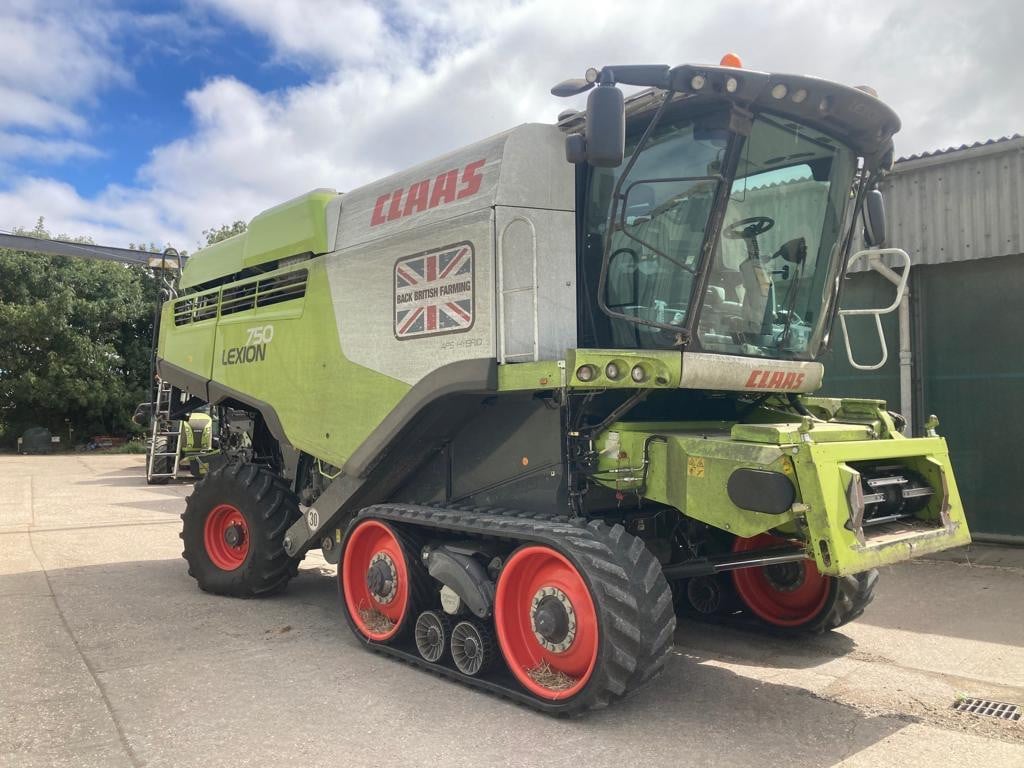 LEXION 750 TT