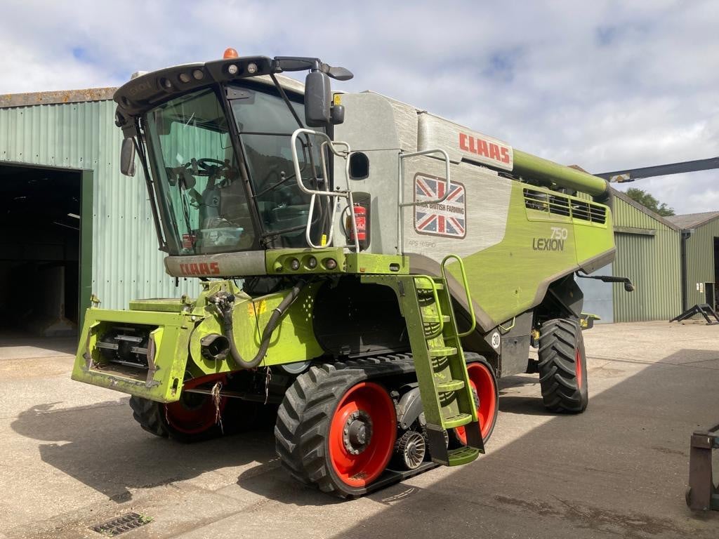 LEXION 750 TT