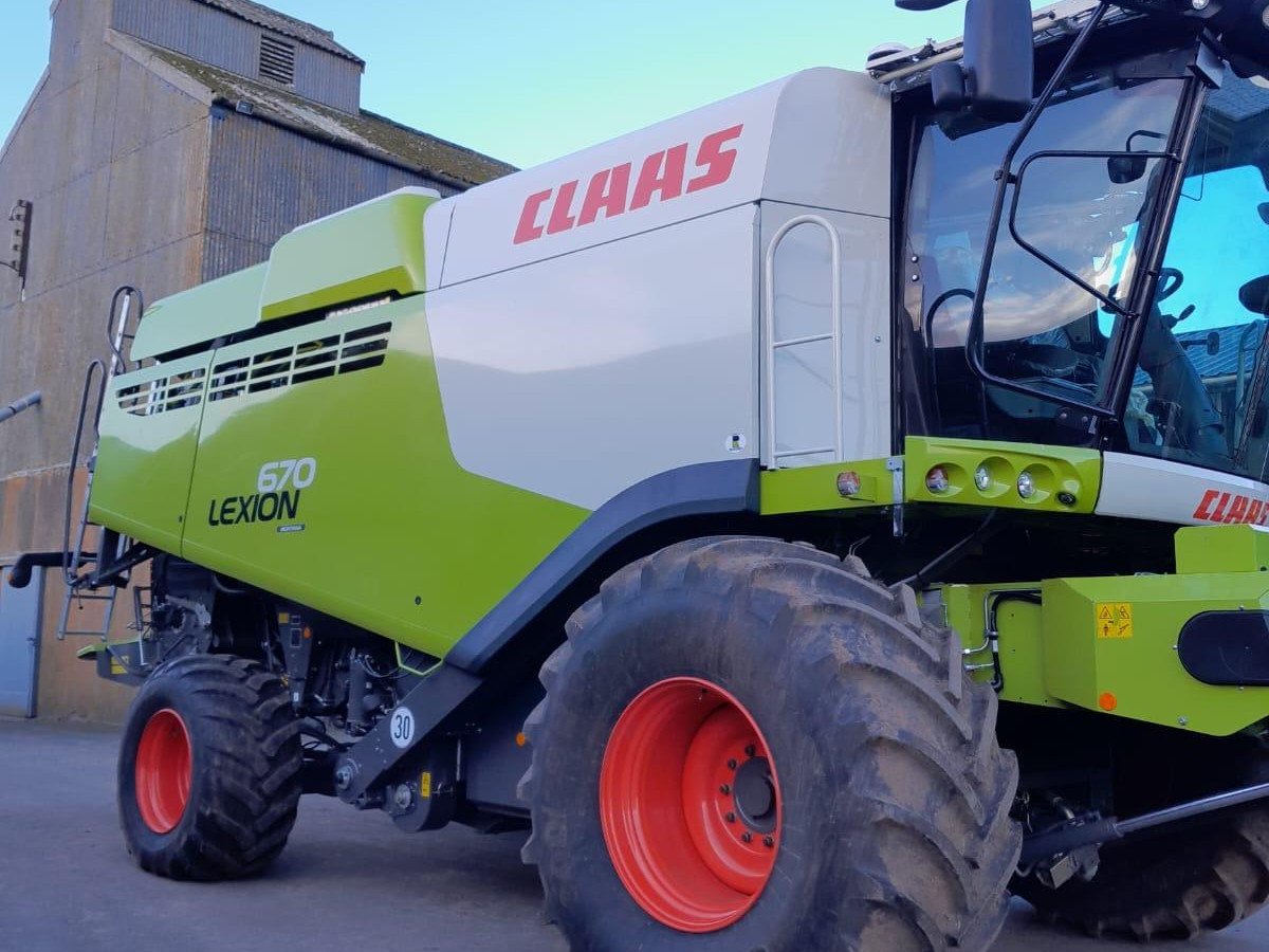 LEXION 670 M 4WD