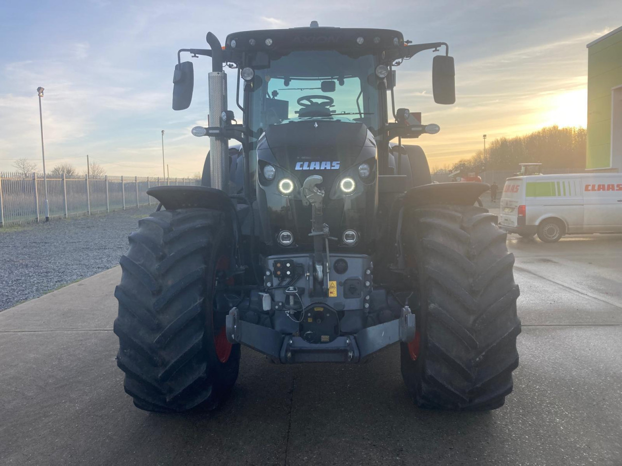 AXION 830 CMATIC CEB