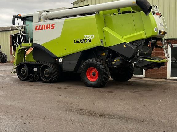 LEXION 750 TT