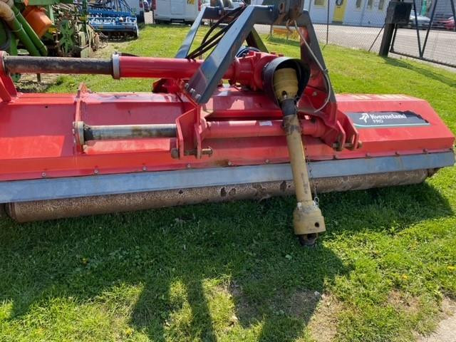 2.8M FLAIL