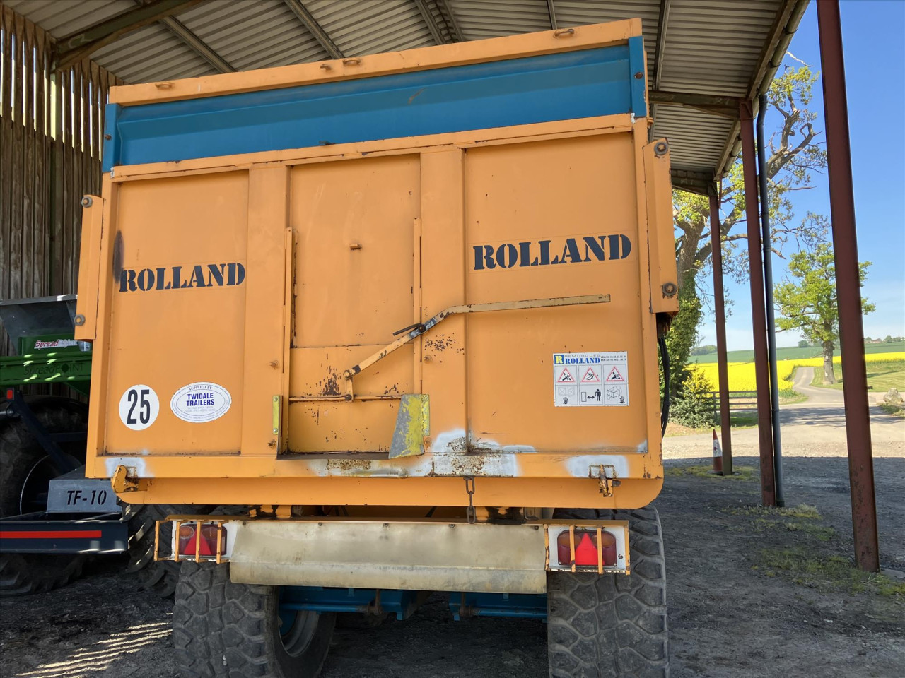 ROWLAND 14 TONNE
