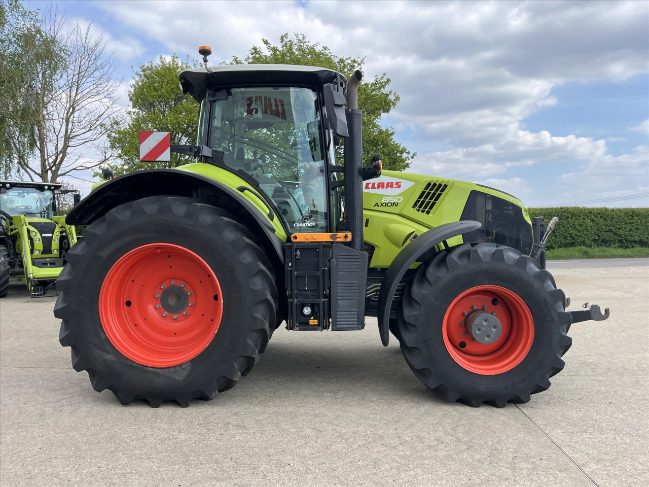AXION 850