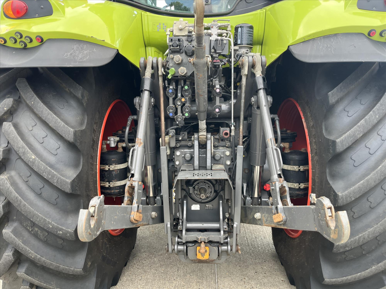 AXION 850