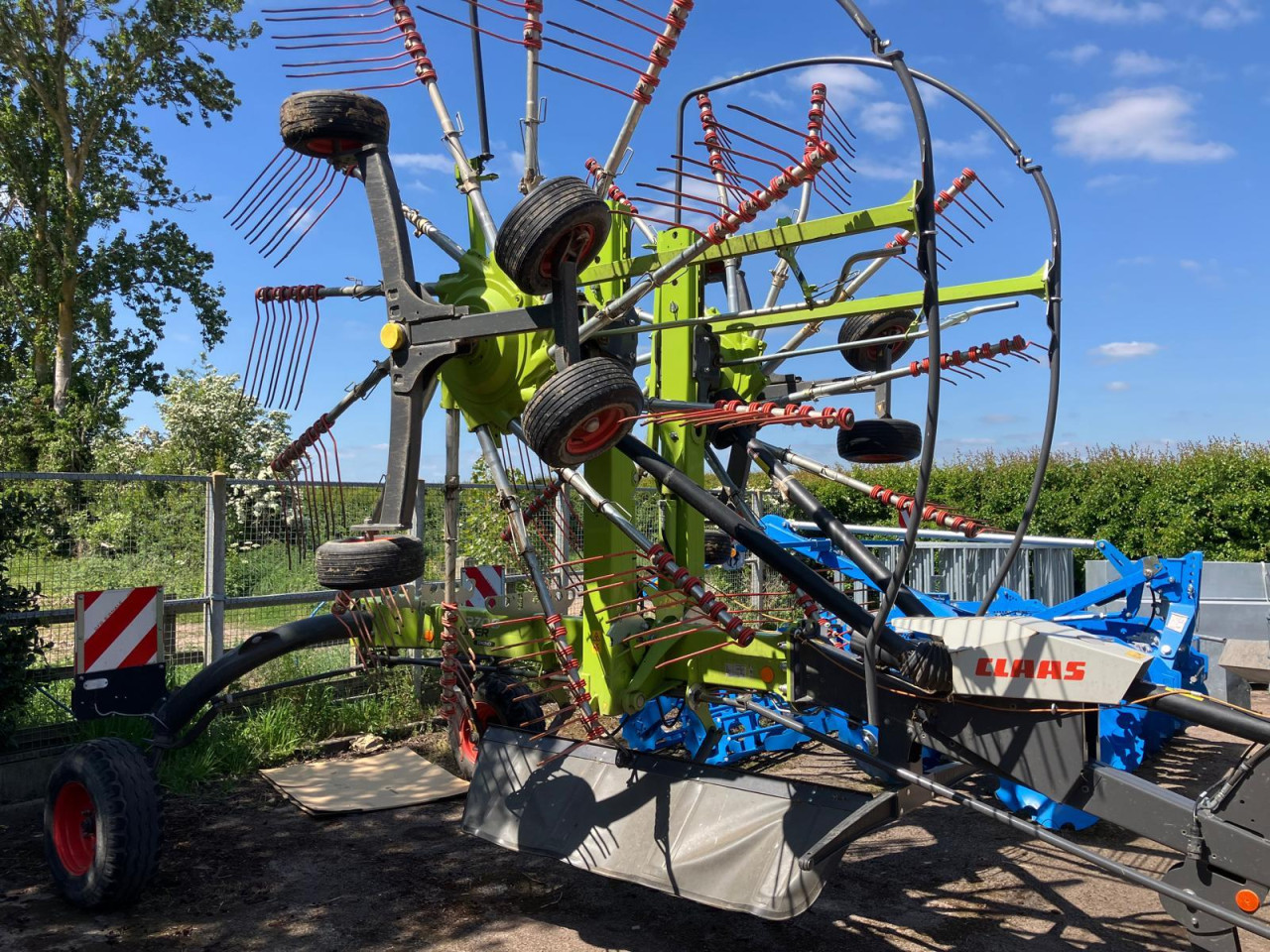LINER 2700 RAKE