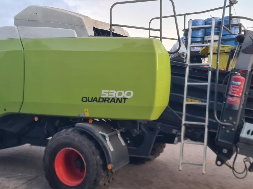 QUADRANT 5300 ROTO FEED