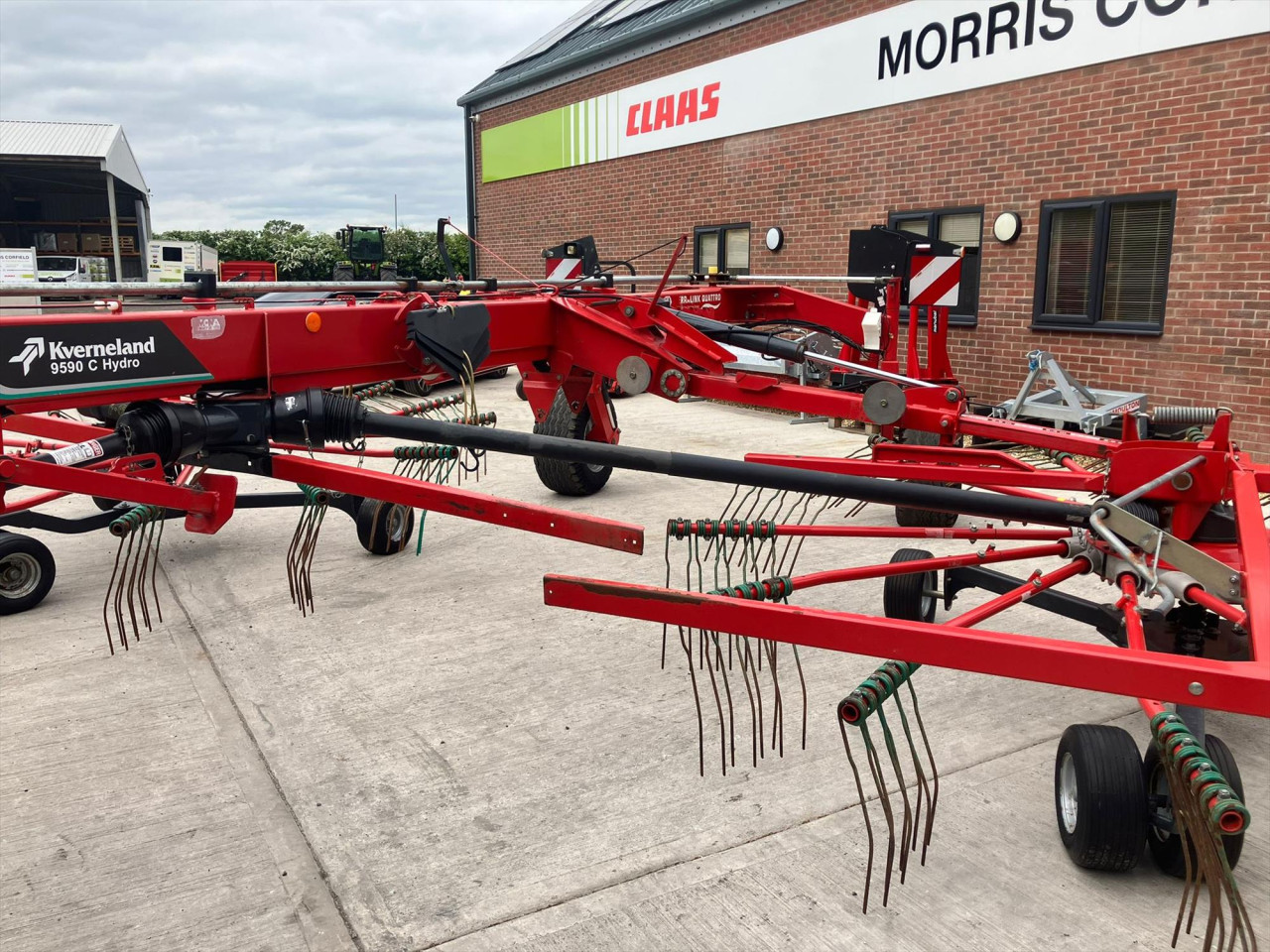 9590 C HYDRO RAKE