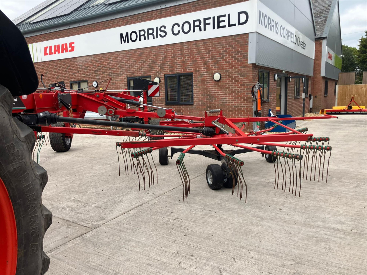 9590 C HYDRO RAKE