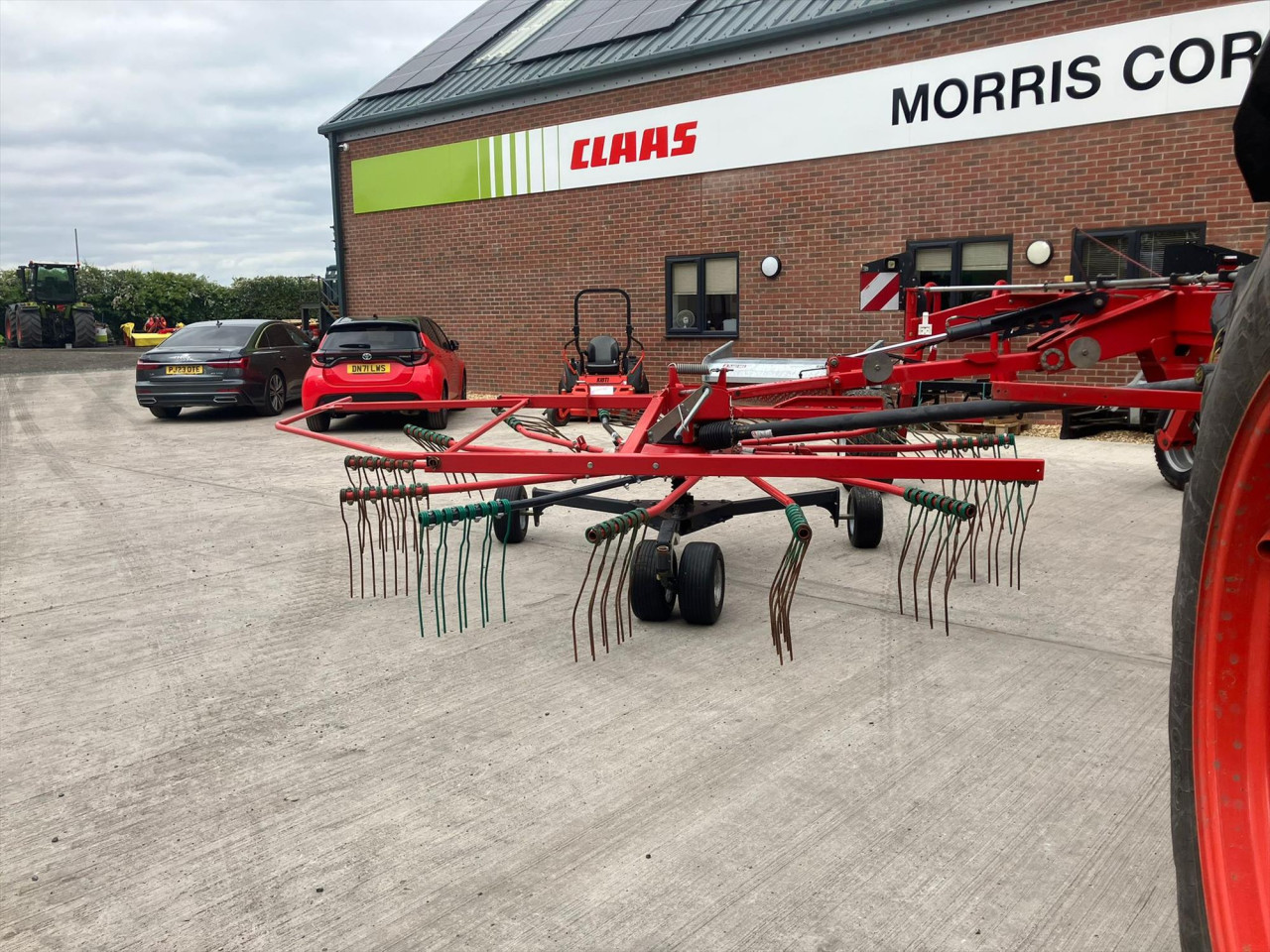 9590 C HYDRO RAKE