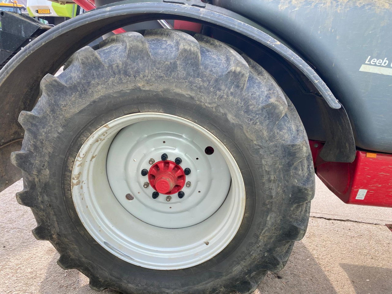 VF710/70R42