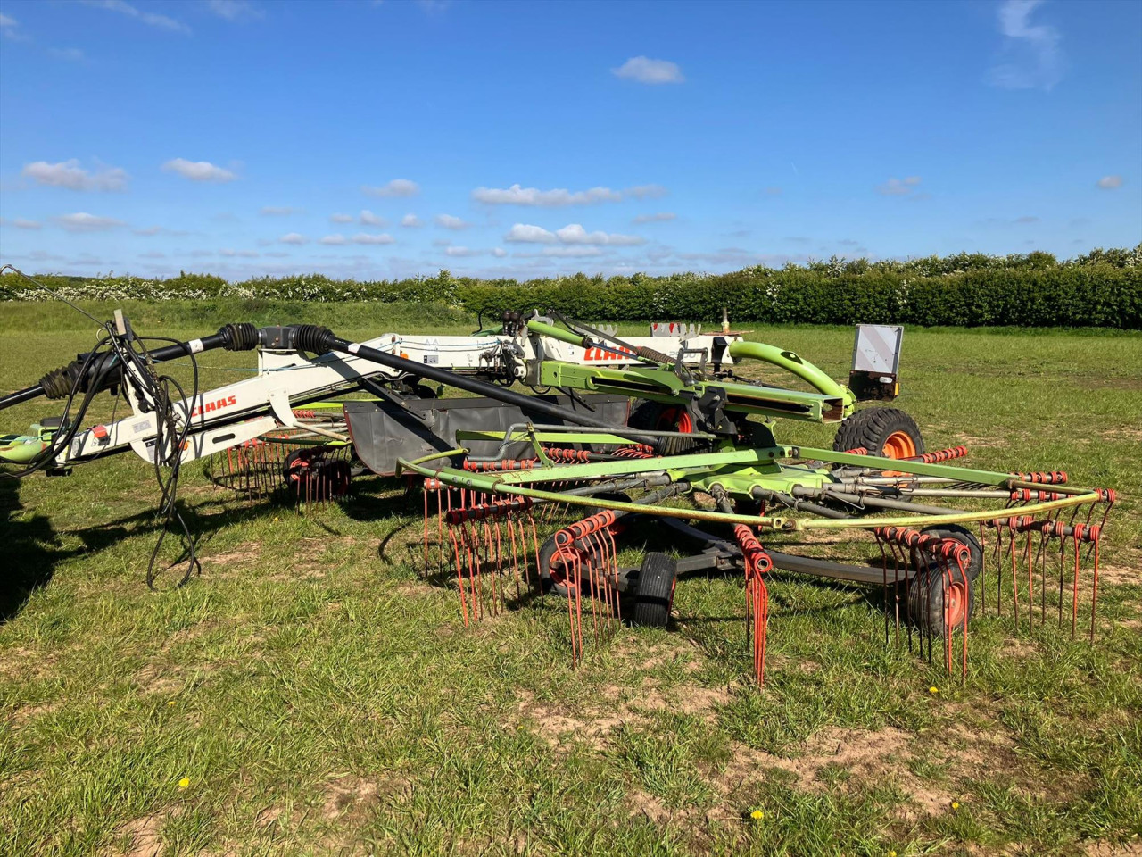 USED 2011 LINER 2900