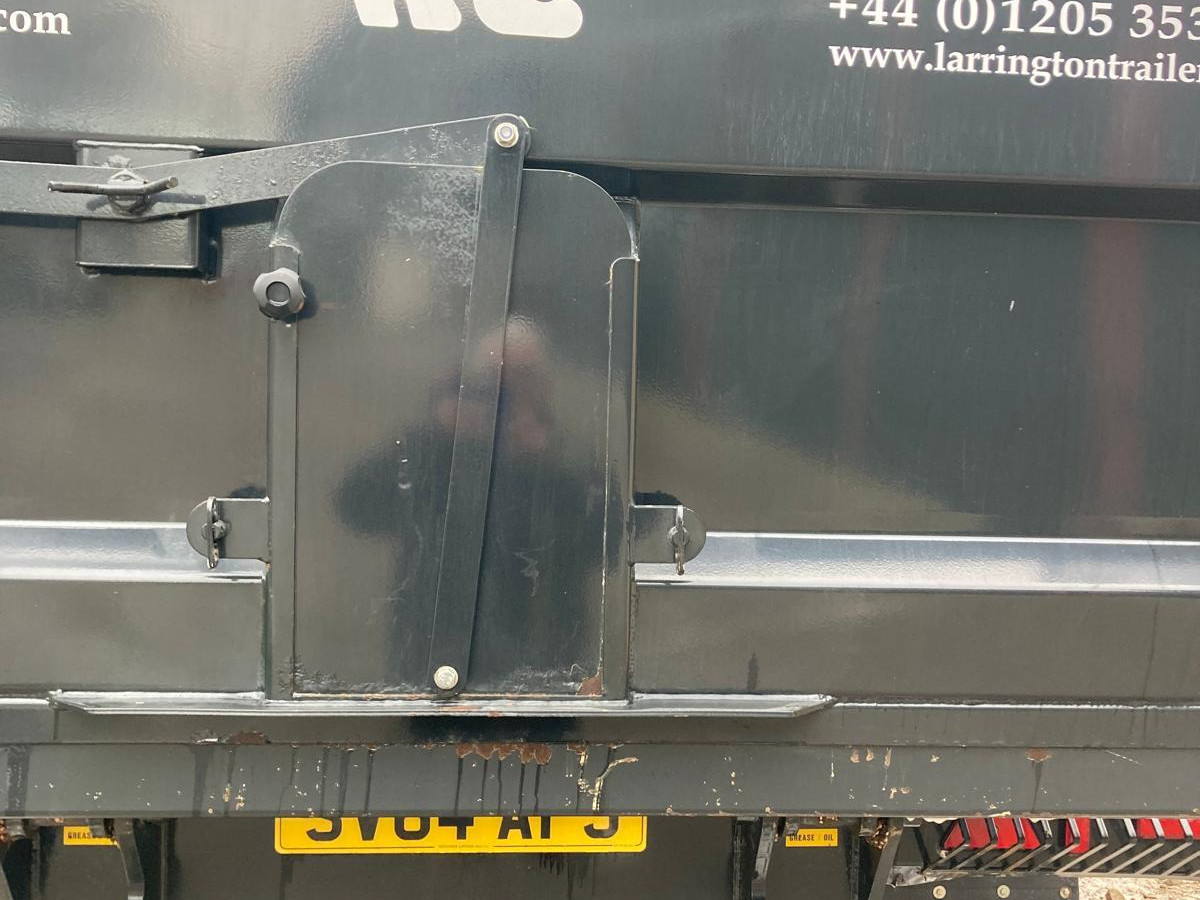 18 GRAIN TRAILER