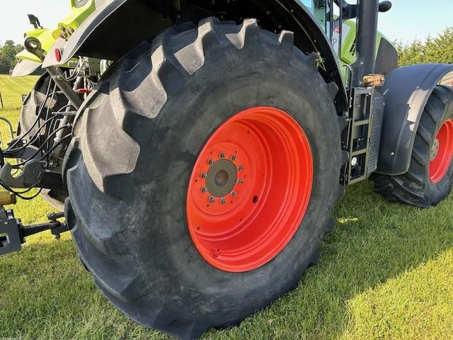 AXION 830