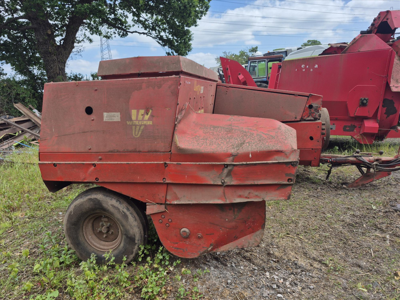 AP83 BALER