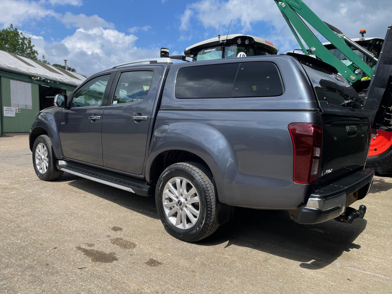 ISUZU D-MAX