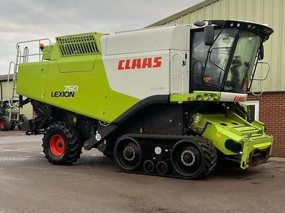 LEXION 750 TT