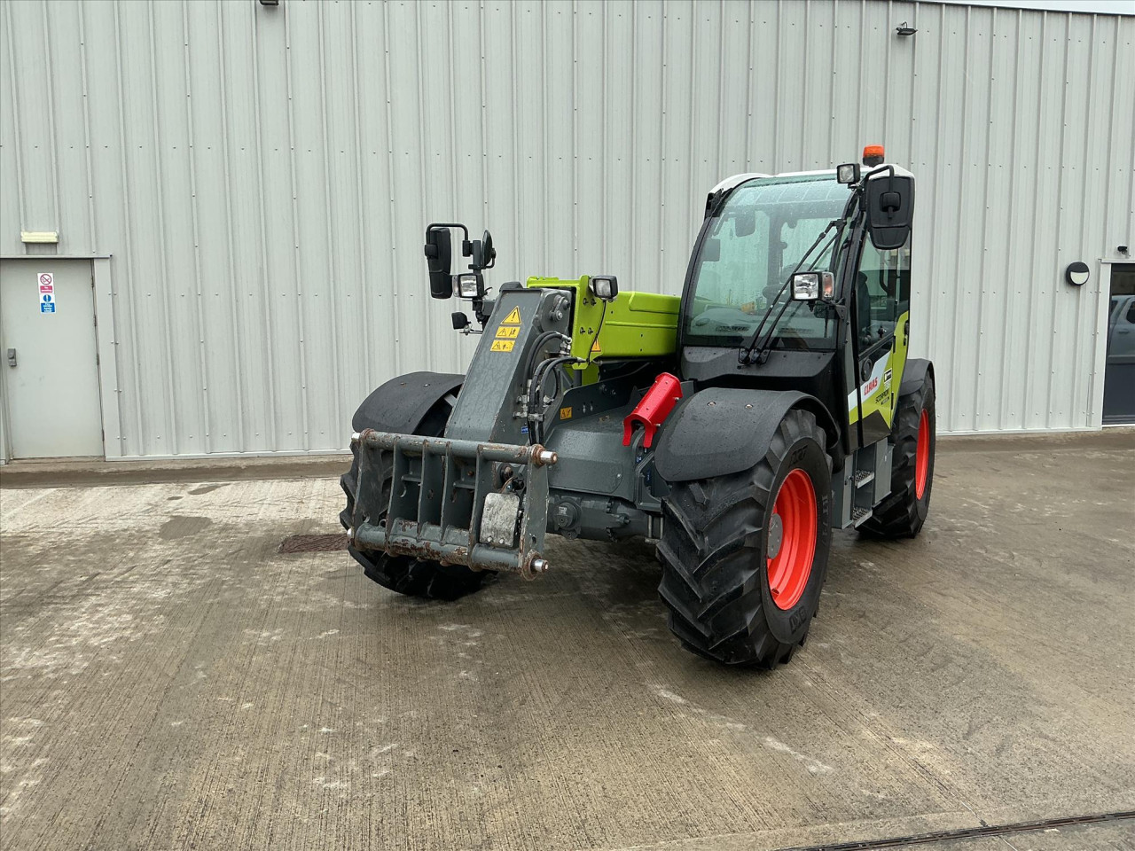 SCORPION 736