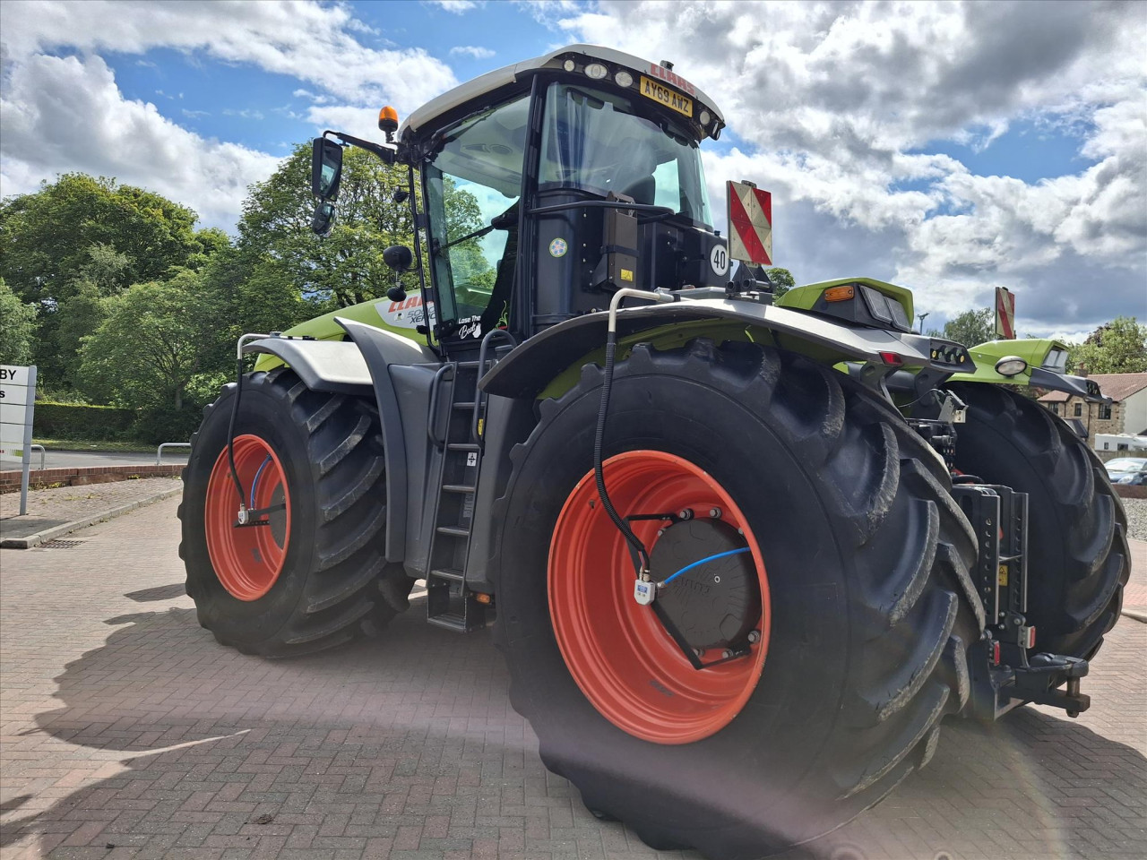 XERION 5000